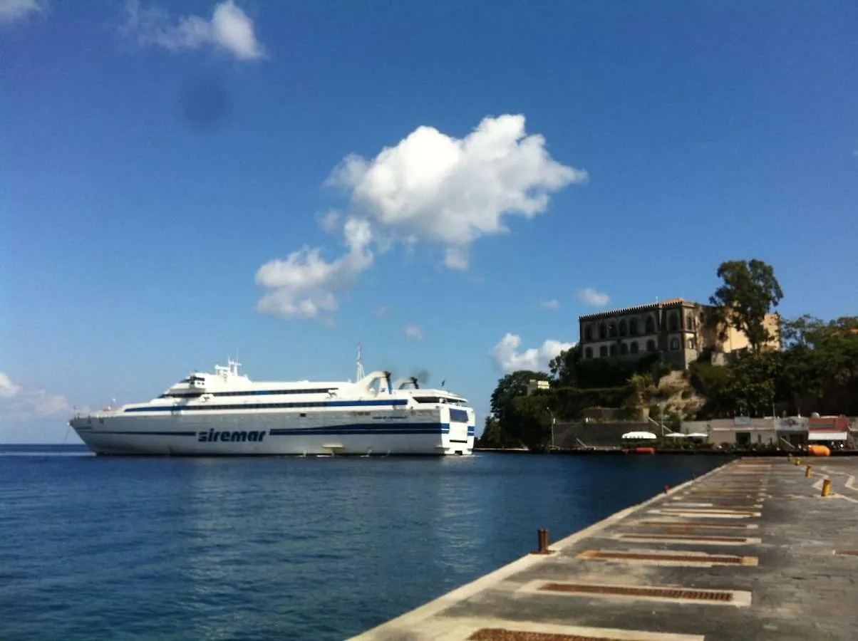 شقة Vista Mare Spettacolare ليباري